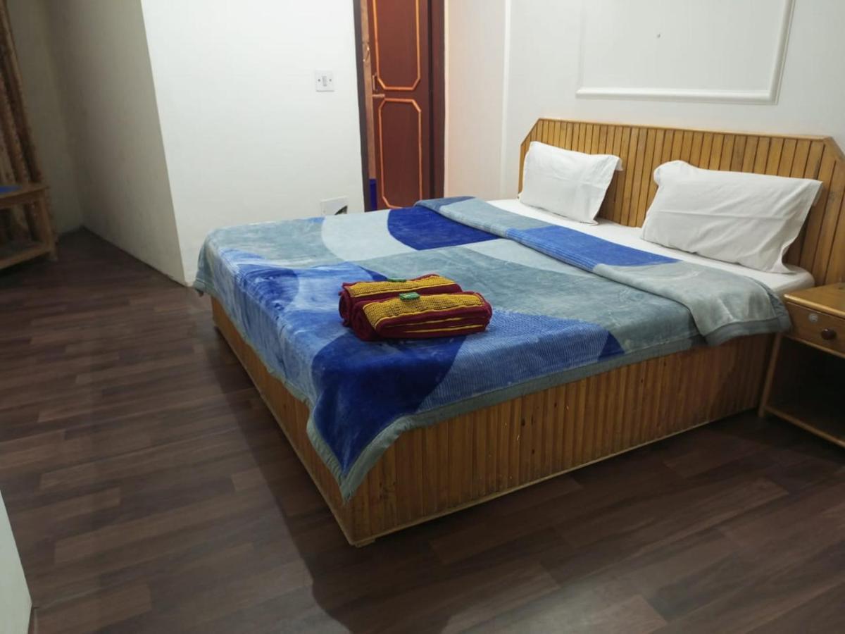 Hadimba Way Manali - Top Rated And Most Awarded Property In Manali !! Balcony Rooms Exterior photo