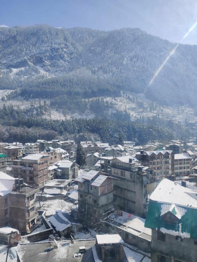Hadimba Way Manali - Top Rated And Most Awarded Property In Manali !! Balcony Rooms Exterior photo