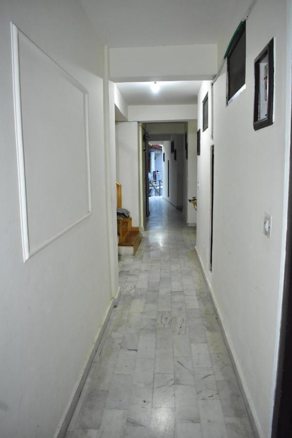 Hadimba Way Manali - Top Rated And Most Awarded Property In Manali !! Balcony Rooms Exterior photo