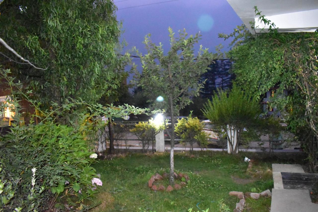 Hadimba Way Manali - Top Rated And Most Awarded Property In Manali !! Balcony Rooms Exterior photo