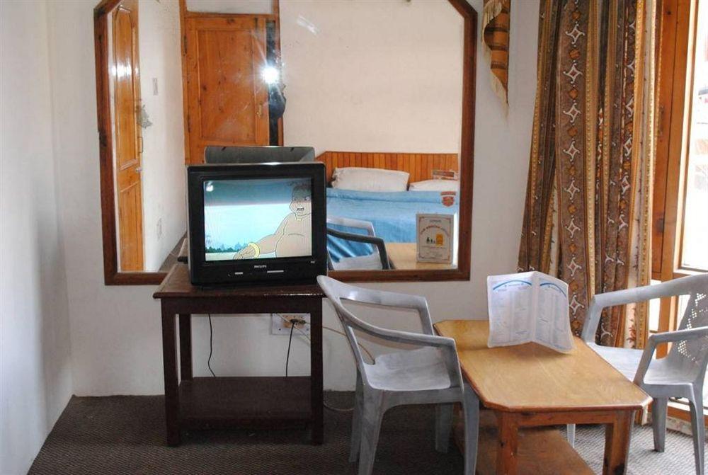 Hadimba Way Manali - Top Rated And Most Awarded Property In Manali !! Balcony Rooms Exterior photo