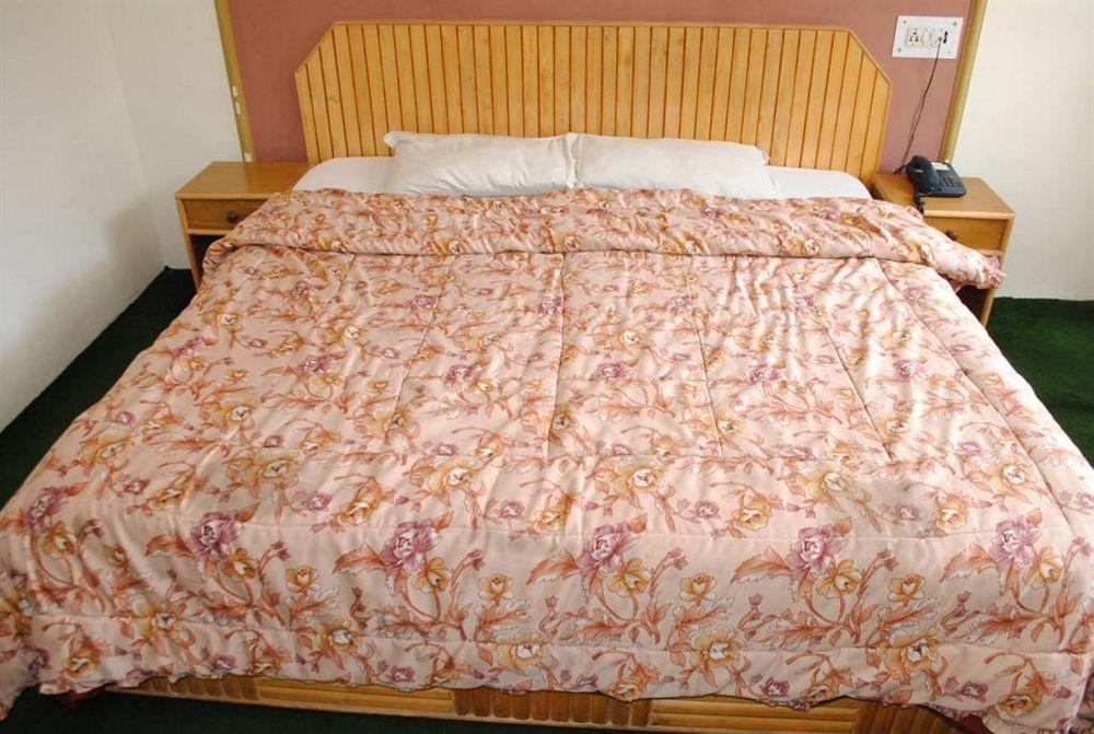 Hadimba Way Manali - Top Rated And Most Awarded Property In Manali !! Balcony Rooms Exterior photo