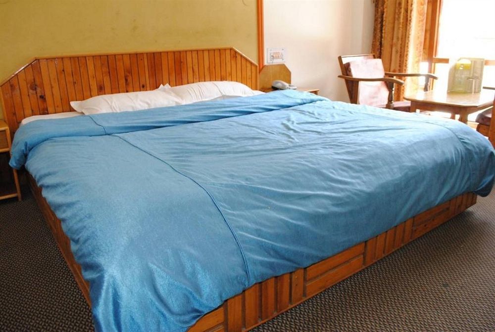 Hadimba Way Manali - Top Rated And Most Awarded Property In Manali !! Balcony Rooms Exterior photo